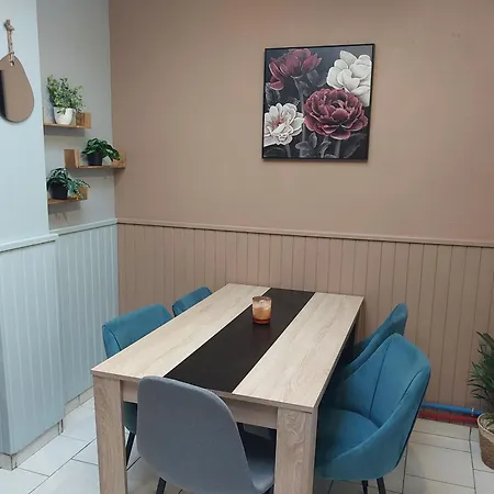 D'hote Avec D'autre Voyageur * Croix