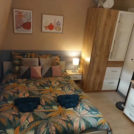 Alojamento de Acomodação e Pequeno-almoço D'hote Avec D'autre Voyageur