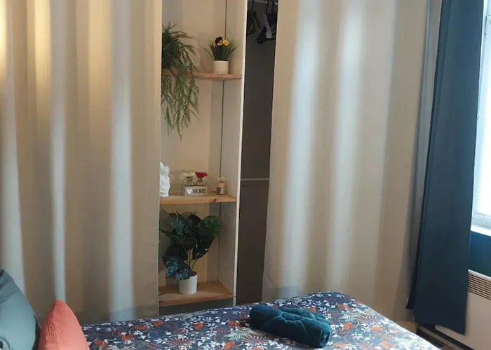 D'hote Avec D'autre Voyageur