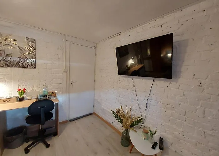 B&B D'hote Avec D'autre Voyageur *